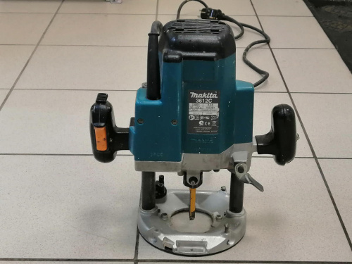 Фрезер цанга 8 мм + набор фрез