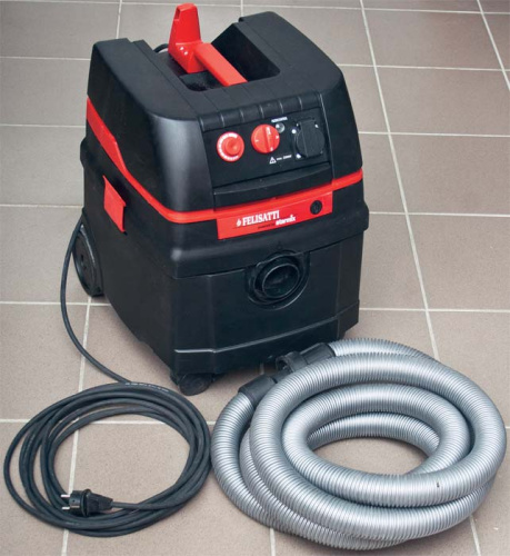 Строительный пылесос объем бака 25 литров