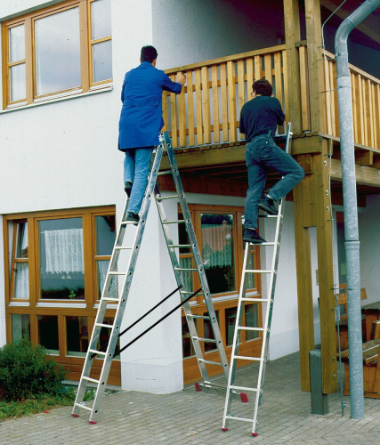 Трехсекционная лестница 3x12 рабочая высота 9.2 м